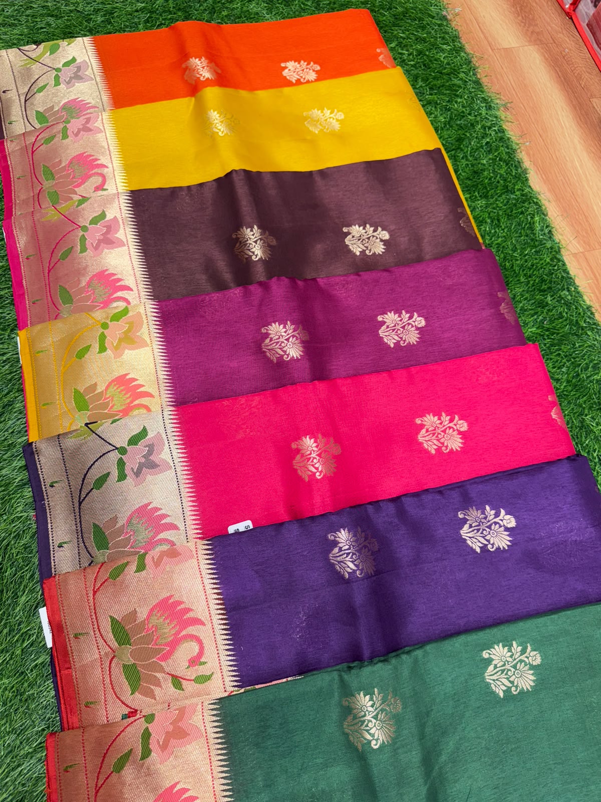 Magenta Pink [Georgette] Saree — Floral Jaal Weave